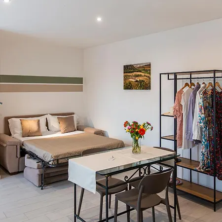 Elima La Casuzza Apartment